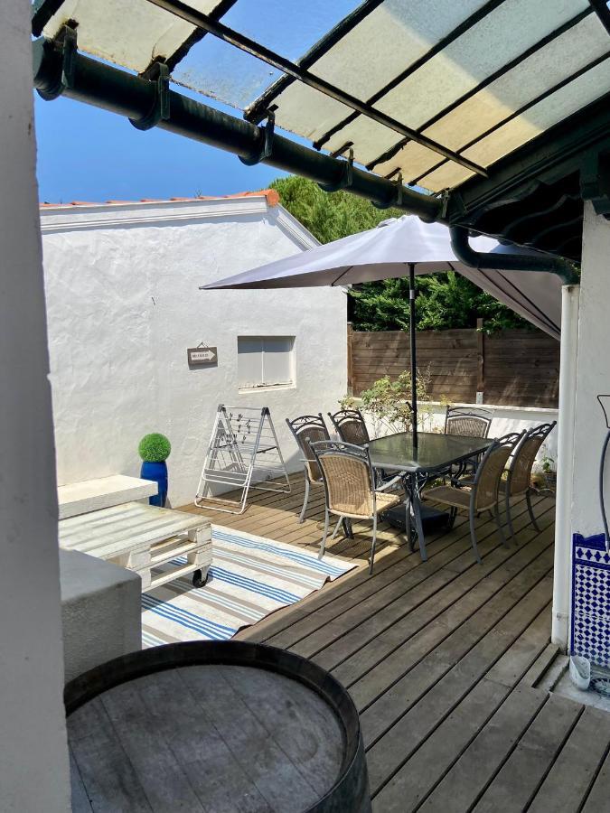 Agreable Maison De Ville Avec Une Belle Terrasse Anglet Eksteriør billede