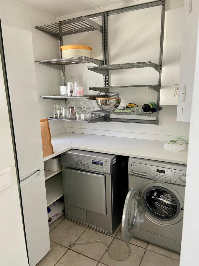 Agreable Maison De Ville Avec Une Belle Terrasse Anglet Eksteriør billede